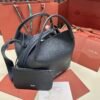 Loro Piana Large Bucket Large Handbag  Size:28*22*36cm