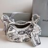 Balencia Le Cagole Crescent Bag Graffiti Letter Logo 🎼   Size:26*12*6cm